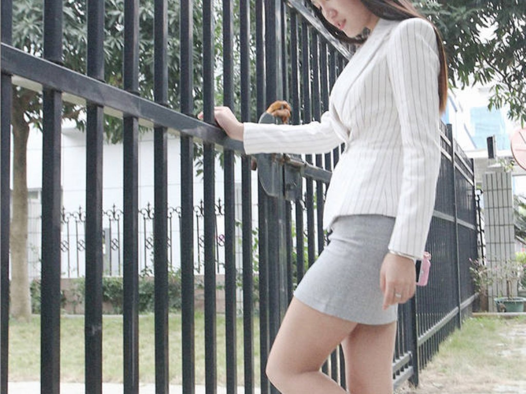 私服传奇怎么升级快？(传奇手游哪个区招募好)缩略图