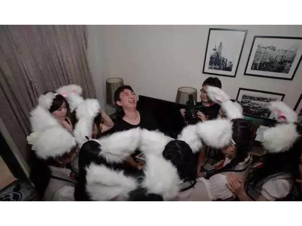 私服传奇坐骑怎么获得？(原始传奇巨兽怎么打？)缩略图