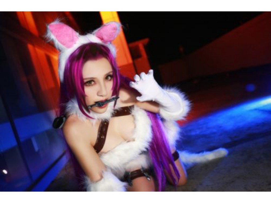 有帝王套的传奇手游叫什么(传奇私服怎么多开方法？)