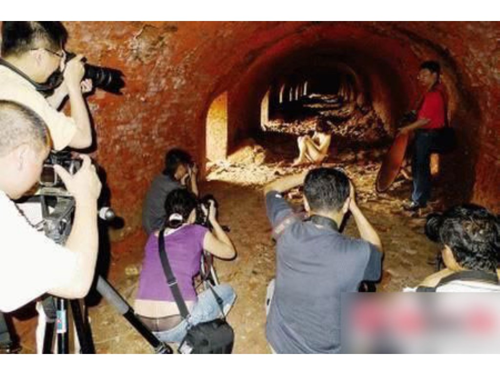 传奇手游用什么引擎做的？(单职业传奇怎么玩就怎么玩？)缩略图