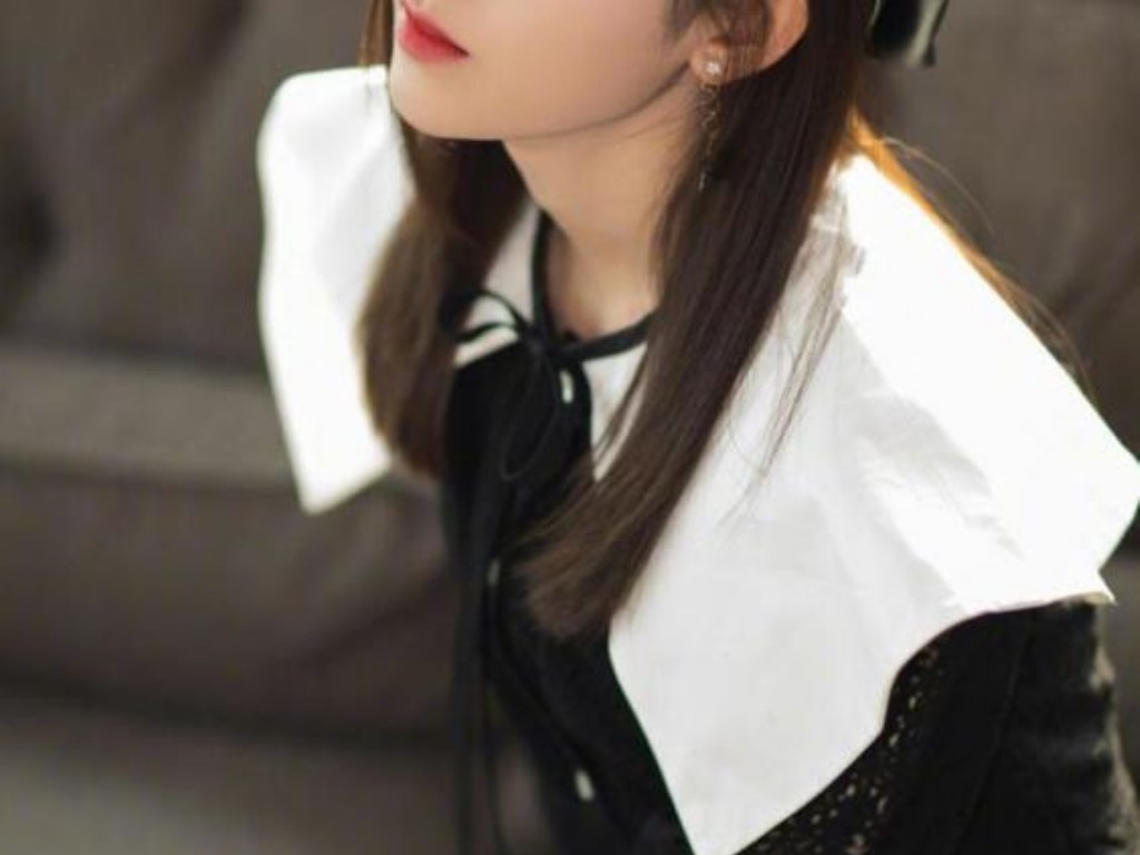 为什么陈小春代言传奇手游？(传奇手游用什么软件好点？)