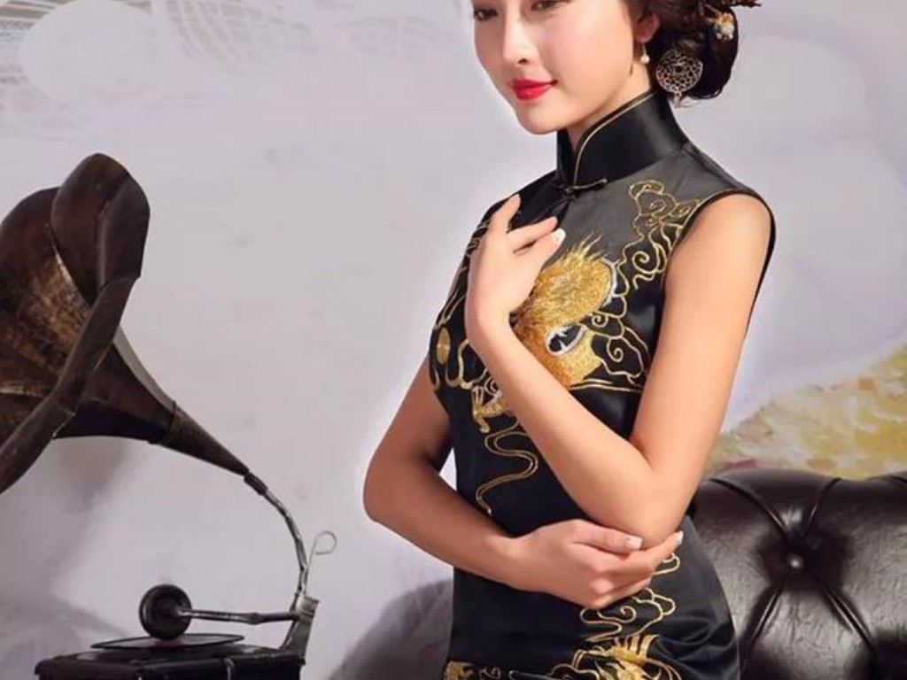 丨传奇sf战士保护怎么调？(传奇手游什么辅助能用神器？)