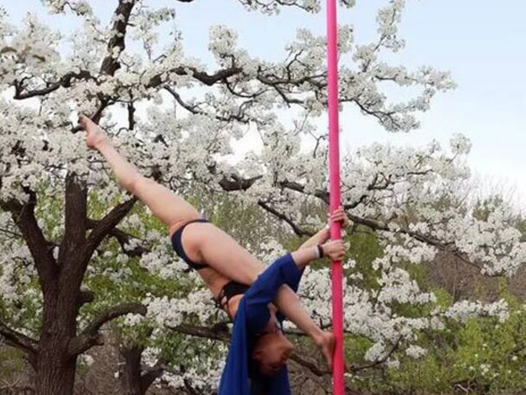 传奇手游什么人物好？(单职业传奇用什么软件架设？)