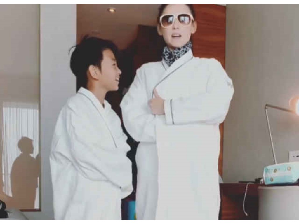 传奇手游幸运什么用？(传奇sf商人怎么做？)