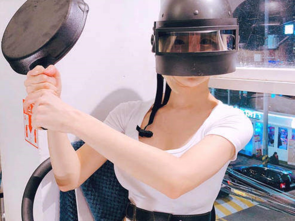 传奇sf怎么复制武器？(传奇手游为什么不能开挂？)