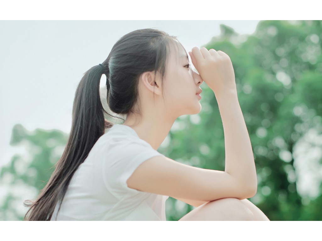 传奇手游召唤武器选择什么？(开个传奇世界sf大概多少钱？)