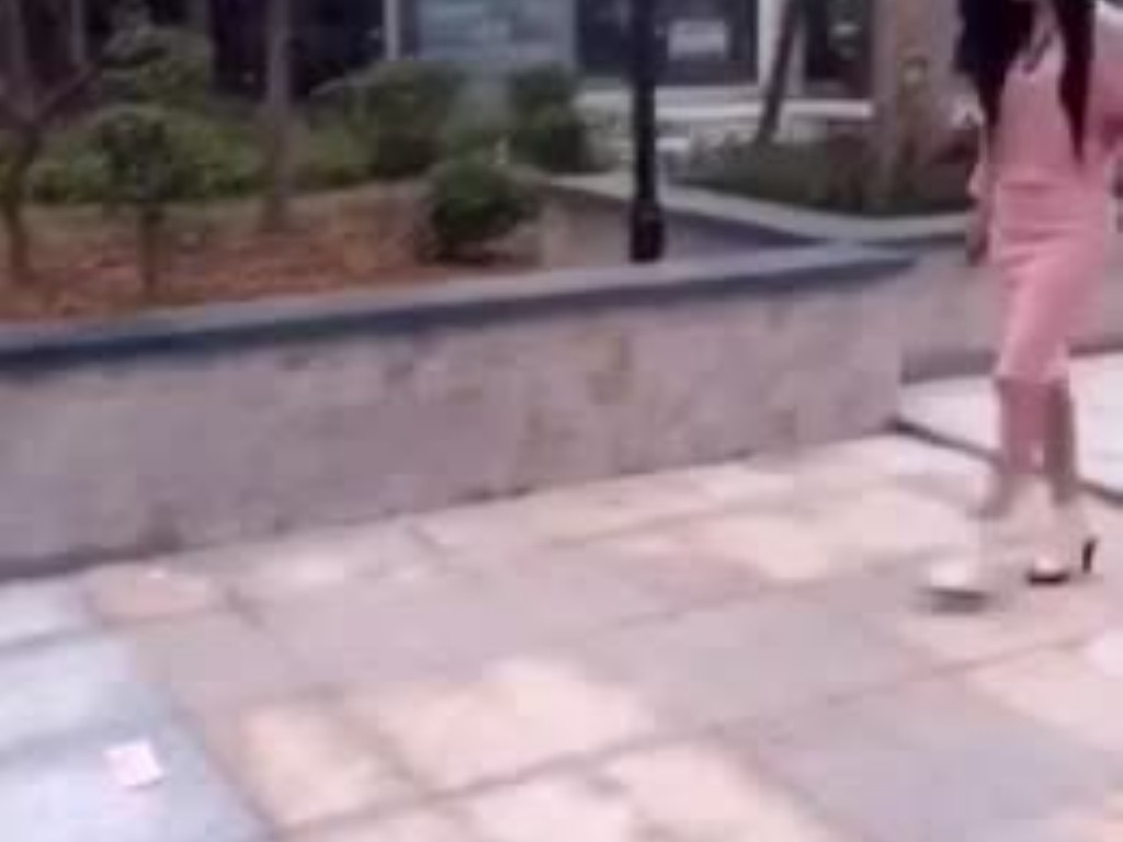 传奇手游30级后做什么？(传奇SF摆摊怎么摆？)