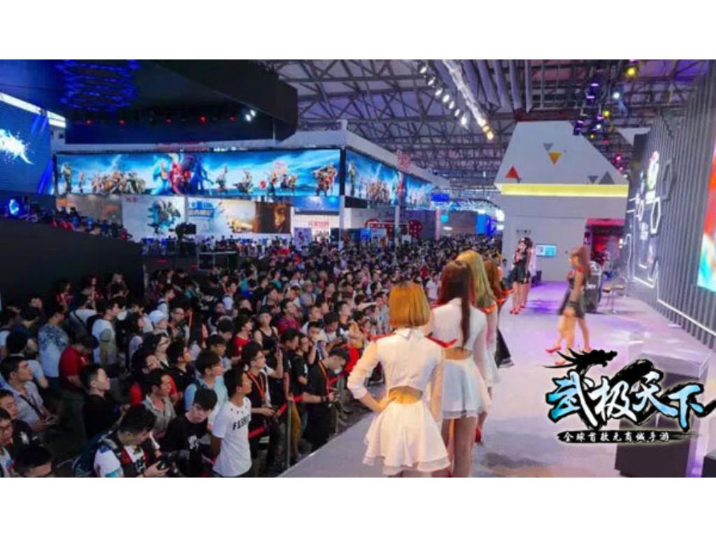 为什么手游传奇都是坑？(冰雪传奇单职业铁匠铺在哪里？)