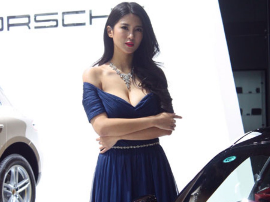 为什么我的传奇sf老是闪退？(王者传奇手游升羽毛要多少？)