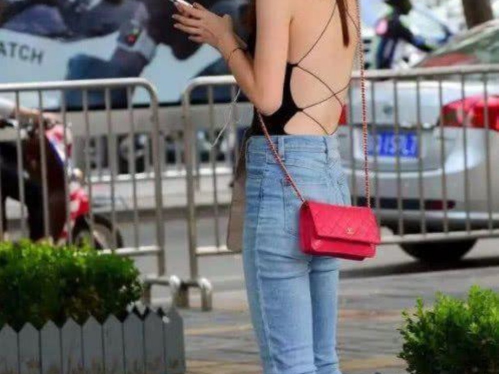 传奇手游什么套装好吗？(复古传奇手游红宝石在哪里？)缩略图