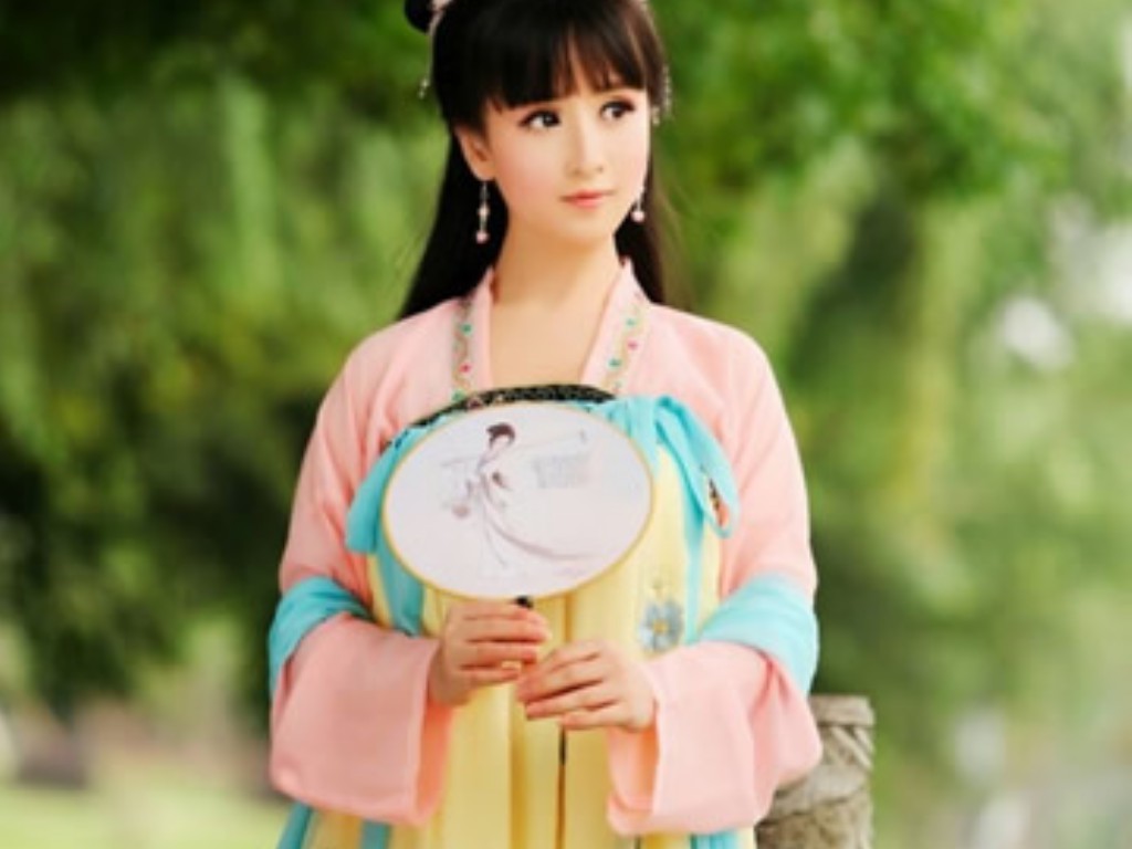 传奇手游什么画面好玩？(传奇手游新手玩什么职业？)