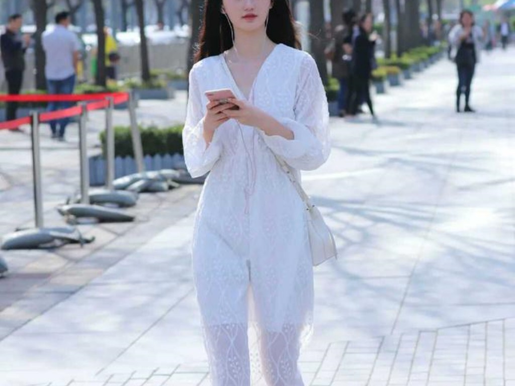 传奇sf需要带什么东西？(手游传奇法神披风哪里打？)