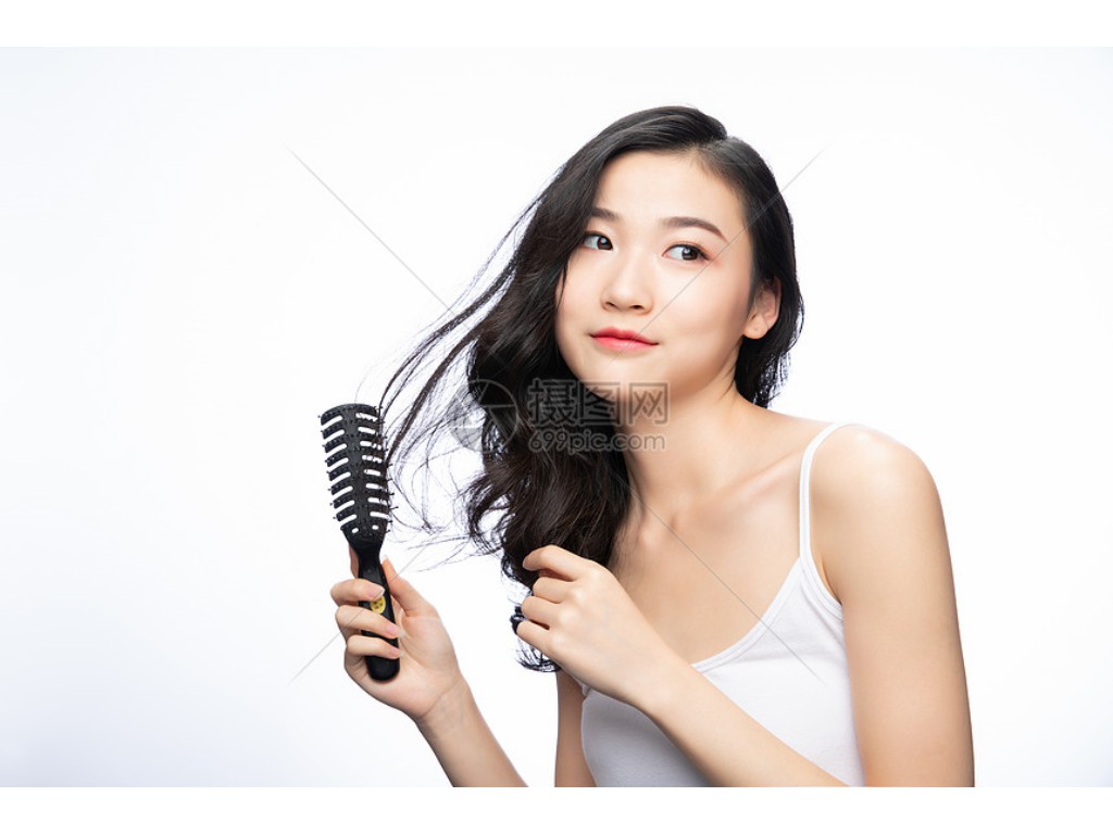 凤凰传奇手游哪里升级？(传奇手游什么好玩的？)