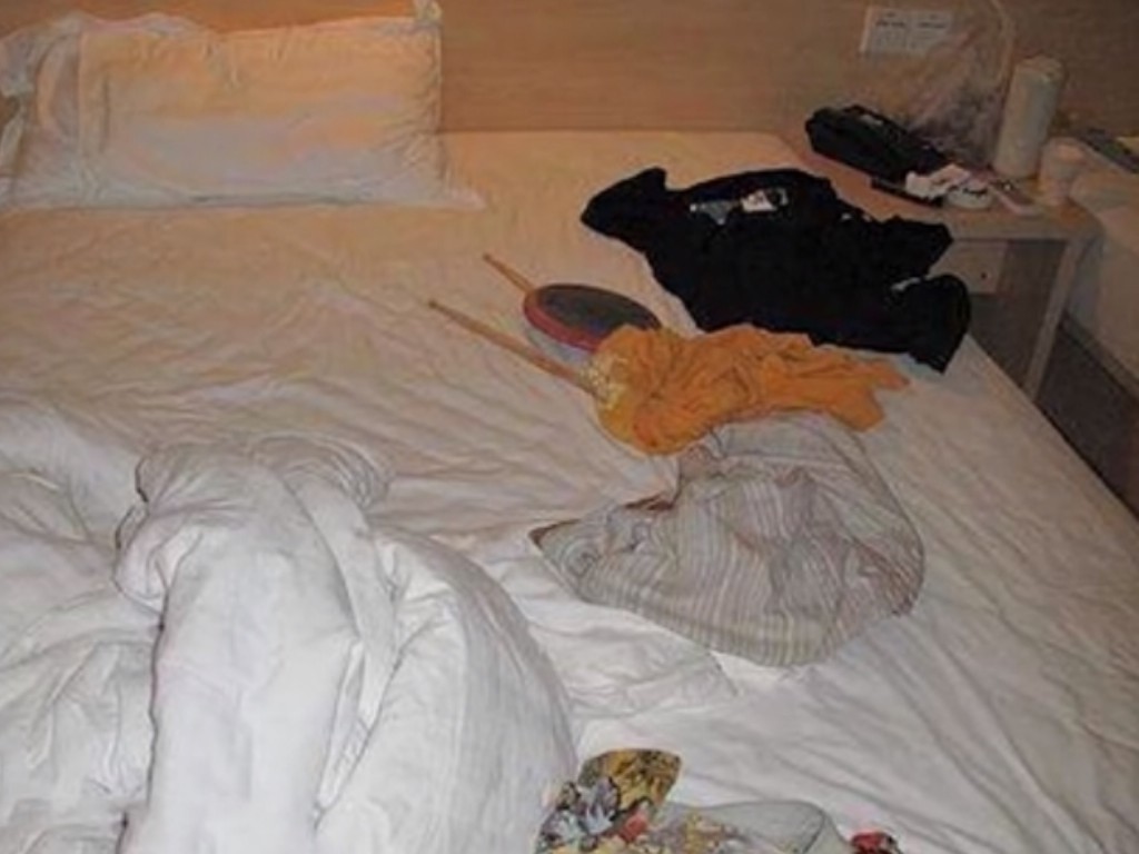 传奇单职业怎么打大怪？(传奇sf游戏下载不了怎么回事？)