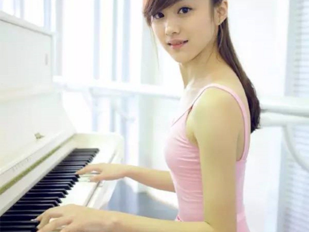 传奇单职业哪个血拼好？(轩辕传奇手游魏宝阁在哪里？)