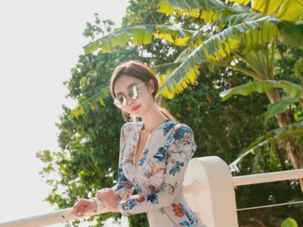 为什么传奇手游会卡死了？(什么年纪的人玩传奇手游？)