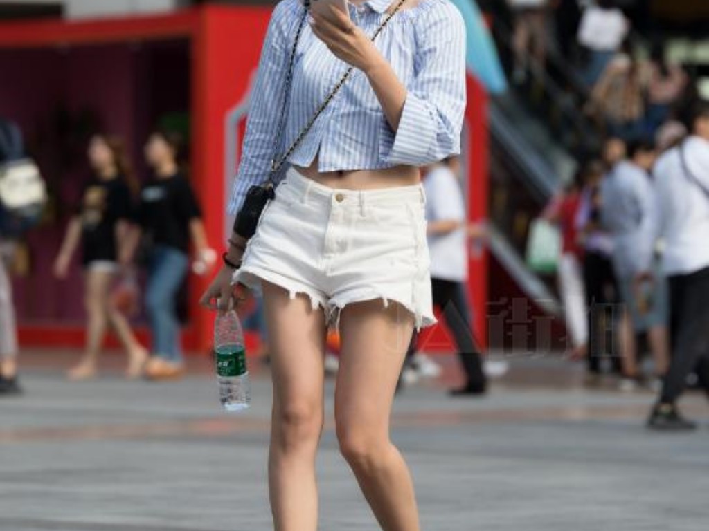 SF传奇账号登录透明怎么回事？(电脑如何下龙珠传奇手游？)