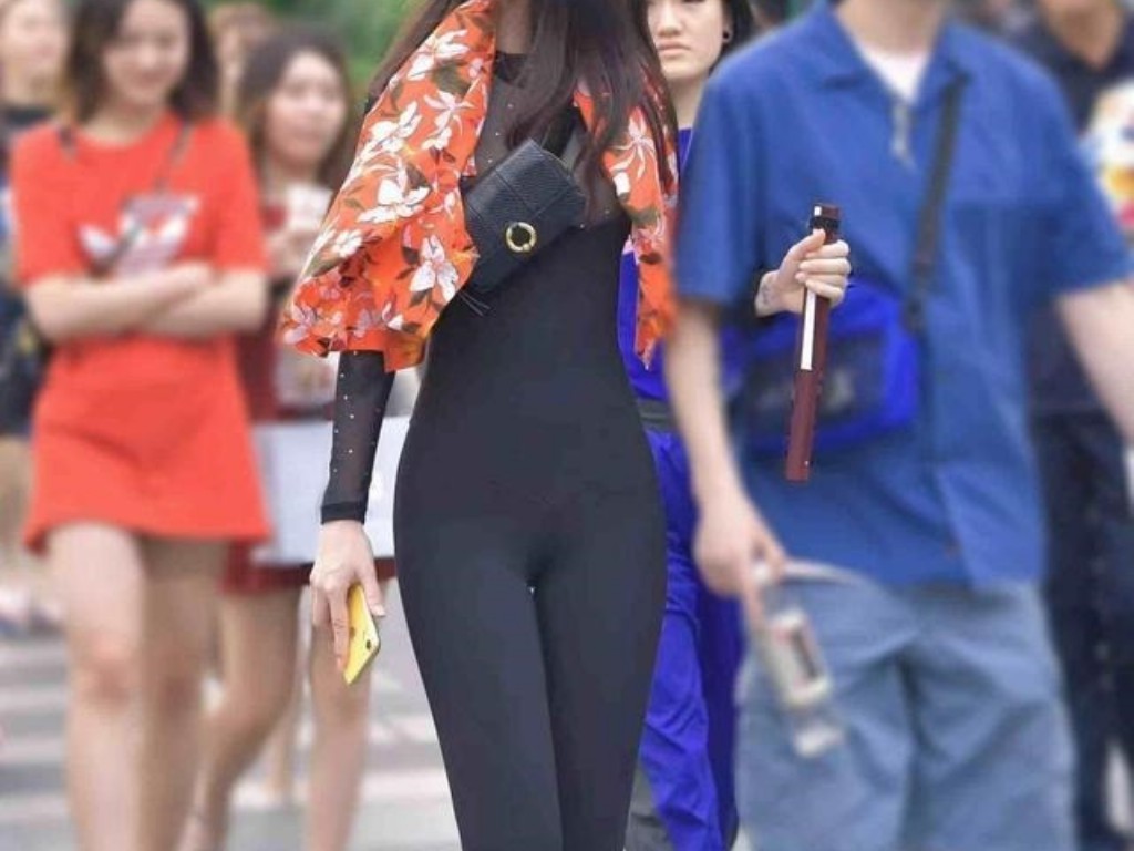 传奇手游尸魔洞爆什么？(传奇sf内挂自动换装哪里？)