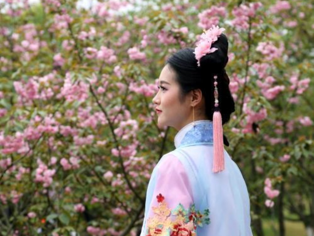 传奇手游攻沙需要什么？(传奇私服手游哪个好玩？)