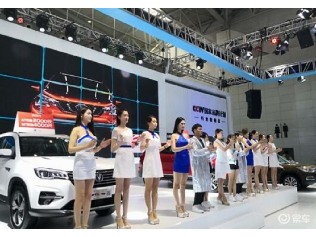 热血传奇手游礼包哪里领取？(凤凰传奇手游内测号是什么？)