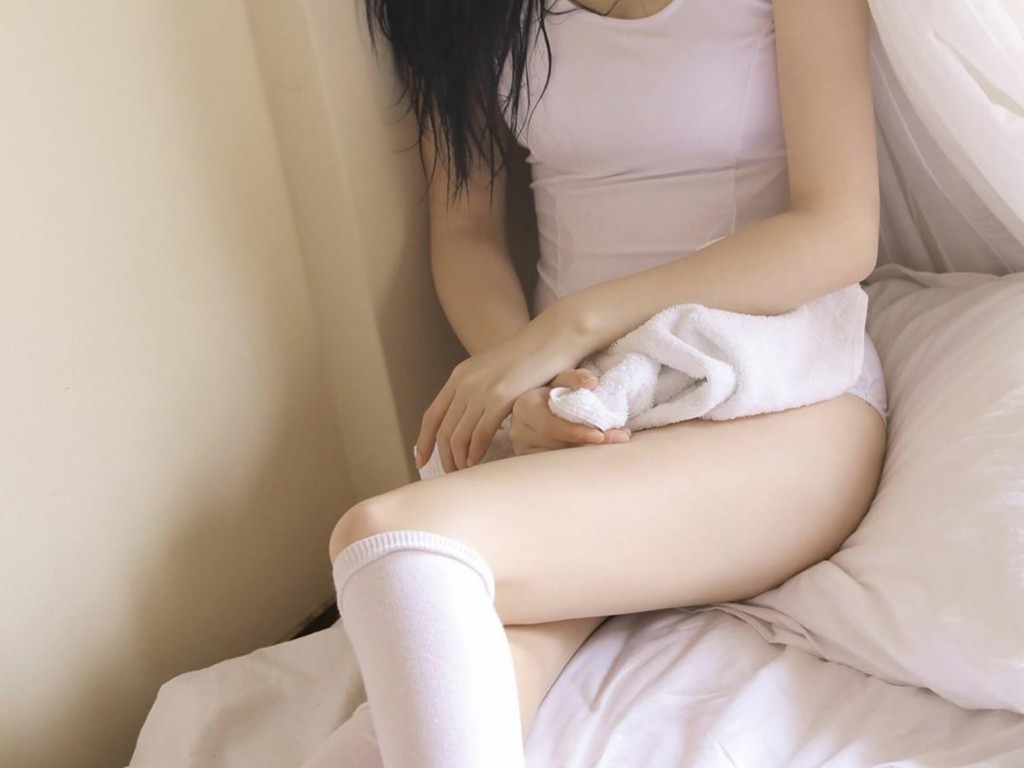 腾讯传奇手游哪个可以赚钱？(手游传奇充值指令是什么？)